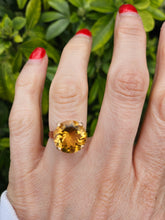 Load image into Gallery viewer, 6318: Vintage: Egyptian 9ct Gold Round Cut Yellow Citrine Ring- rare beauty