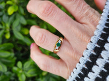 Cargar imagen en el visor de la galería, 0910: Vintage: 18ct Gold Art Deco Emerald Diamonds Stacker/Dress Ring- lovely symmetry