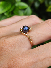 Load image into Gallery viewer, 2108: Vintage: 18ct Rose Gold Bubble Shank Blue Akoya Pearl Ring- Ergonomic beauty