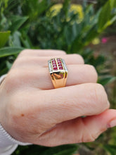 Cargar imagen en el visor de la galería, 1468: Vintage: 9ct Gold 10 Rubies Diamonds Geometric Set Cocktail Ring- Statement weight, gorgeous stones