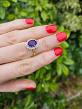Load image into Gallery viewer, 1071: Vintage: 18ct Gold Platinum Amethyst Diamonds Cluster Ring