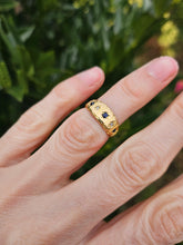 Cargar imagen en el visor de la galería, 1199b: Antique : Victorian 18ct Gold Sapphire Diamonds Ring- remarkable condition