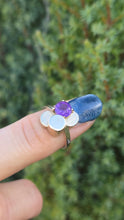 Load image into Gallery viewer, 6148 Vintage: Abstract 9ct Gold Purple Amethyst Cocktail Ring