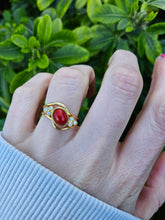 Cargar imagen en el visor de la galería, 0372: Vintage; 18ct Gold "carbuncle" Red Agate Diamonds Dress Ring- rare,