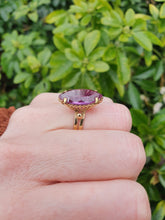 Load image into Gallery viewer, 7324 Vintage & Rare: Egyptian 18ct Gold Marquise Cut  Purple Sapphire