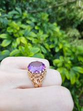Cargar imagen en el visor de la galería, 0487:Vintage: 9ct Gold Round Cut Large Amethyst Statement Ring- fabulous round cut stone