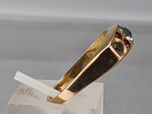 Cargar imagen en el visor de la galería, 3175: Antiguo: Anillo de oro de 15 quilates Anillo de barco con rubíes y diamantes en pasta - excelente