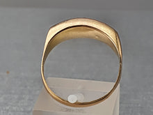 Cargar imagen en el visor de la galería, 3175: Antiguo: Anillo de oro de 15 quilates Anillo de barco con rubíes y diamantes en pasta - excelente