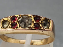 Cargar imagen en el visor de la galería, 3175: Antiguo: Anillo de oro de 15 quilates Anillo de barco con rubíes y diamantes en pasta - excelente