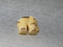 Load image into Gallery viewer, 3467: Vintage & Heavy 14ct Gold White Elephant Pendant - nice detail splendid condition