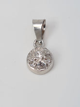Load image into Gallery viewer, Vintage: 14ct White Gold Simulated Diamonds Pendant - beautifully made