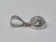 Load image into Gallery viewer, Vintage: 14ct White Gold Simulated Diamonds Pendant - beautifully made