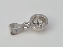 Load image into Gallery viewer, Vintage: 14ct White Gold Simulated Diamonds Pendant - beautifully made