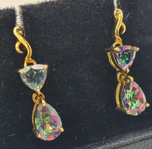 Load image into Gallery viewer, 4968: Vintage: 9ct Gold Caribbean Topaz Drop Stud Earrings- petite colour changers