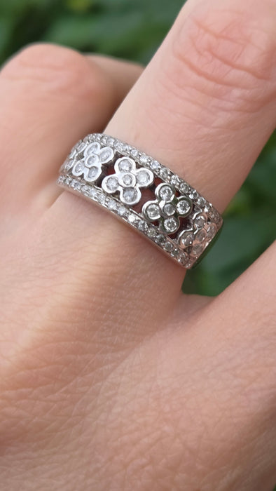 Vintage: 9ct White Gold 49 Diamond Openwork Floral Cluster Band Ring