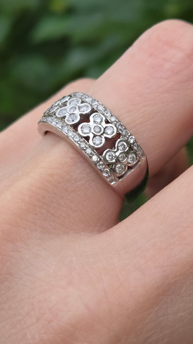 Vintage: 9ct White Gold 49 Diamond Openwork Floral Cluster Band Ring