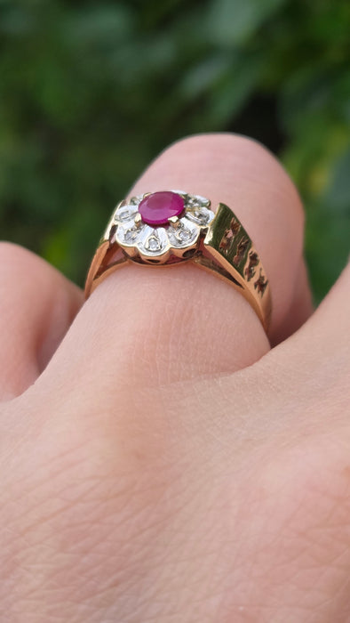 Vintage: 9ct Yellow Gold Ruby & Diamond Art Deco Target-Style Cluster Ring — From 1979