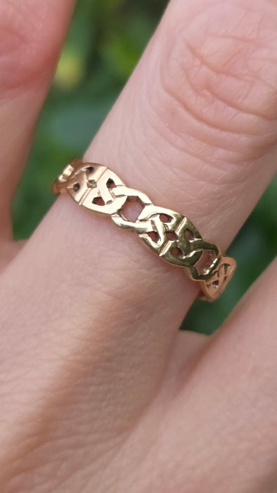 Vintage: 9ct Yellow Gold Openwork Celtic Weave Lovers Band