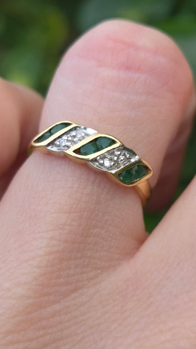 Vintage: 18ct Yellow Gold Emerald & Diamond Crossover Ring — From 1994