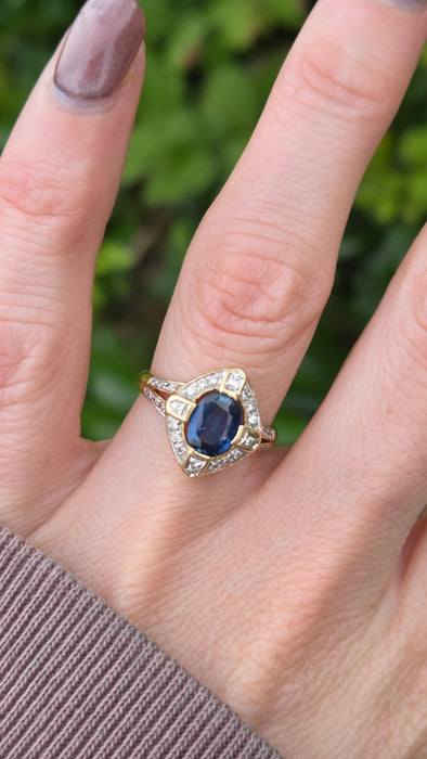 Vintage: 18ct Yellow Gold Sapphire 1.24ct & Diamond 0.20ct Art Deco Style Dress Ring
