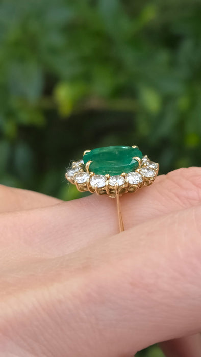 Vintage: 18ct Yellow Gold Emerald 2.45ct & Diamond 1.50ct Oval Cluster Dress Ring — From 1980