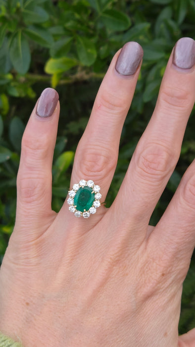 Vintage: 18ct Yellow Gold Emerald 2.45ct & Diamond 1.50ct Oval Cluster Dress Ring — From 1980