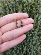 Load image into Gallery viewer, 4968: Vintage: 9ct Gold Caribbean Topaz Drop Stud Earrings- petite colour changers
