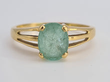 Load image into Gallery viewer, 0153: Vintage &amp; Rare; 18ct Gold Green Paraiba Tourmaline Solitaire- simple beauty
