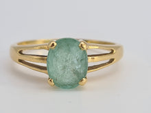 Load image into Gallery viewer, 0153: Vintage &amp; Rare; 18ct Gold Green Paraiba Tourmaline Solitaire- simple beauty
