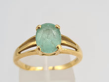 Load image into Gallery viewer, 0153: Vintage &amp; Rare; 18ct Gold Green Paraiba Tourmaline Solitaire- simple beauty
