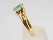 Load image into Gallery viewer, 0153: Vintage &amp; Rare; 18ct Gold Green Paraiba Tourmaline Solitaire- simple beauty
