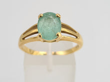 Load image into Gallery viewer, 0153: Vintage &amp; Rare; 18ct Gold Green Paraiba Tourmaline Solitaire- simple beauty
