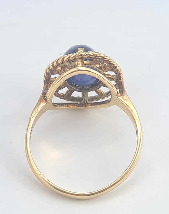 6014 Vintage & Rare: 9ct Gold Large Blue Sapphire "Carbuncle" Solitaire- from 1978
