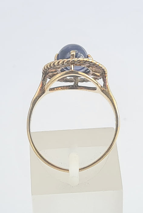 6014 Vintage & Rare: 9ct Gold Large Blue Sapphire "Carbuncle" Solitaire- from 1978