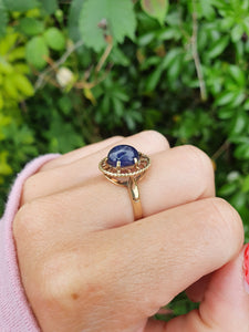 5518: Vintage & Rare: 9ct Gold Large Blue Sapphire Carbuncle" Solitaire- from 1978