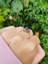 Load image into Gallery viewer, 5518: Vintage &amp; Rare: 9ct Gold Large Blue Sapphire Carbuncle&quot; Solitaire- from 1978
