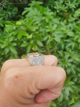 Load image into Gallery viewer, 6009:Vintage 9ct Gold Simulated Diamonds Lucky  Horseshoe Statement Ring - Huge
