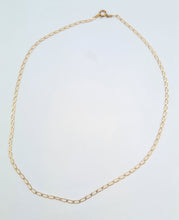 Load image into Gallery viewer, Vintage: (1991) 9ct Gold Elongated Curb Necklace/Chain (40cm) - superb condition at 32
