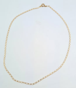 Vintage: (1991) 9ct Gold Elongated Curb Necklace/Chain (40cm) - superb condition at 32