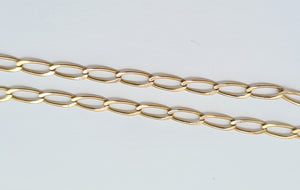 Vintage: (1991) 9ct Gold Elongated Curb Necklace/Chain (40cm) - superb condition at 32