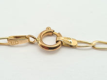 Load image into Gallery viewer, Vintage: (1991) 9ct Gold Elongated Curb Necklace/Chain (40cm) - superb condition at 32

