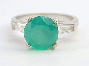 5524:Vintage: 14ct White Gold Translucent Agate White Sapphires Dress Ring- exquisite combination