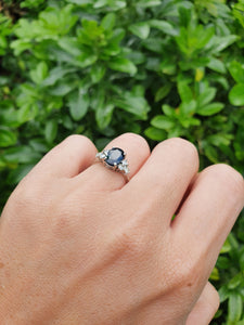 0103: Vintage & Rare: 18ct White Gold Teal Sapphire(1.85ct) Diamonds (0.5ct) Trefoil Set Ring