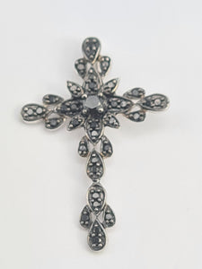 5665:Vintage & Rare: 9ct White Gold Black Diamond Encrusted Cross Pendant- superb