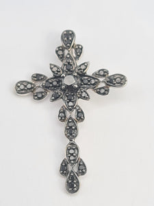 5665:Vintage & Rare: 9ct White Gold Black Diamond Encrusted Cross Pendant- superb