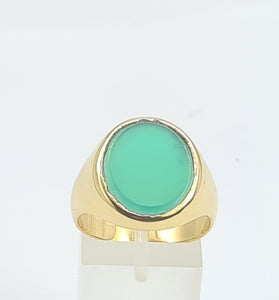 5470: Vintage: 18ct Gold Heavy Green Agate Signet Ring-from 1965 - unisex appeal