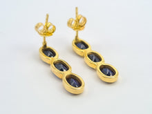 Cargar imagen en el visor de la galería, 5752: Vintage: 18ct Gold Blue Sapphires Diamonds Drop Dangle Earrings- gorgeous stones, classic style,
