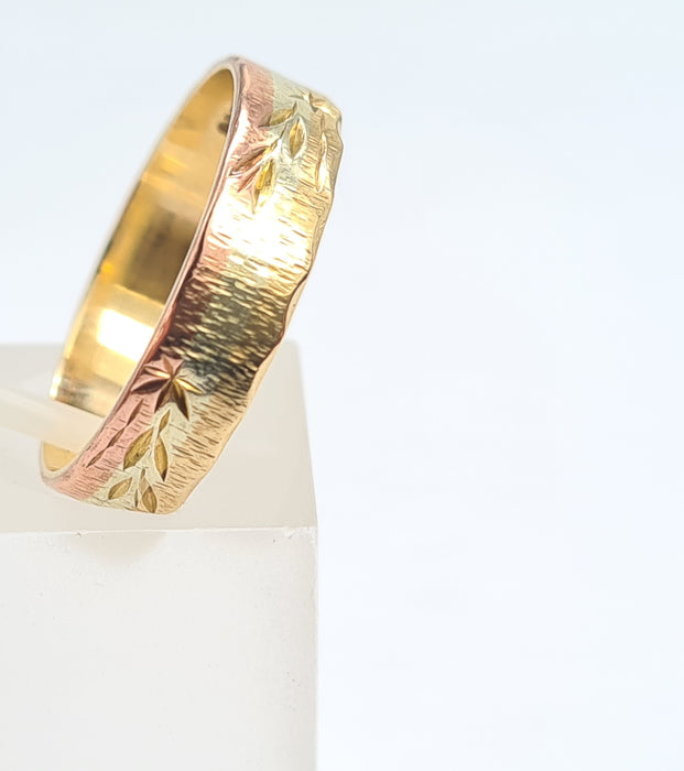 Vintage: 9ct Three-Colour Gold Russian-Inspired Wedding Band — From 1993