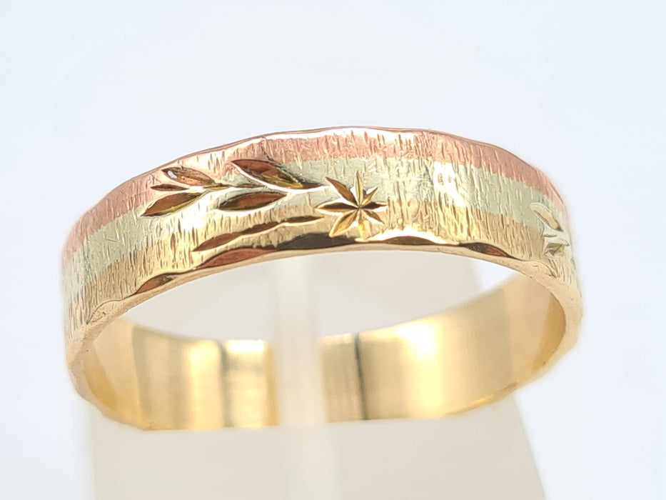 Vintage: 9ct Three-Colour Gold Russian-Inspired Wedding Band — From 1993