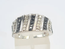 Load image into Gallery viewer, 5773: Vintage: 9ct White Gold &quot;Salt &amp; Pepper&quot; Black White Diamonds Dress Ring- fabulous sparkle
